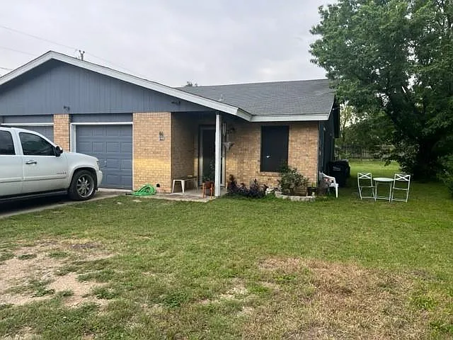 201 W Goforth Rd