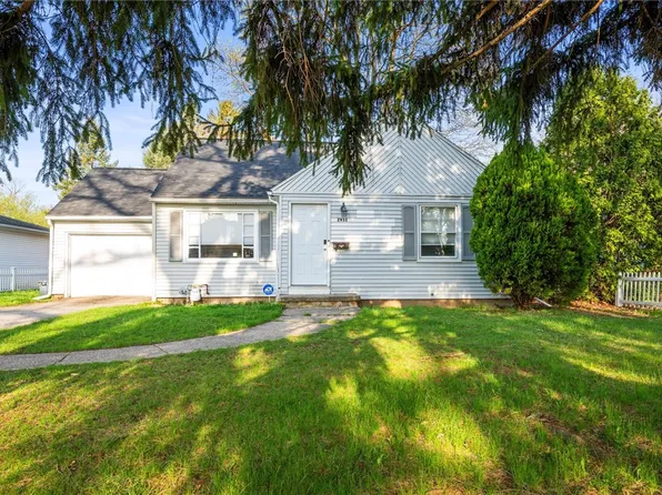 2933 Lake Ave, Rochester, NY 14612