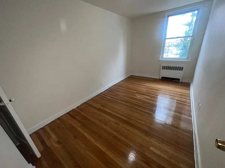 6840 Marshall Rd — Photo 6