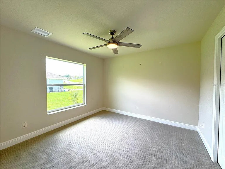1724 E Gate Dancer Cir — Photo 12