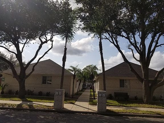 4th image of 701 Sandpiper Ave