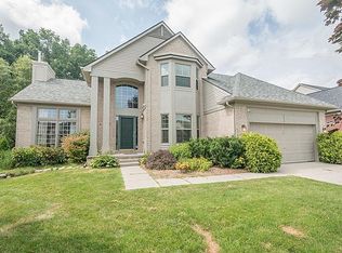 2963 Leslie Park Cir, Ann Arbor, MI 48105