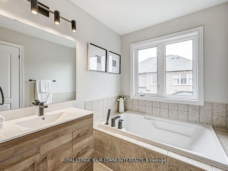 43 Gauguin Ave — Photo 25
