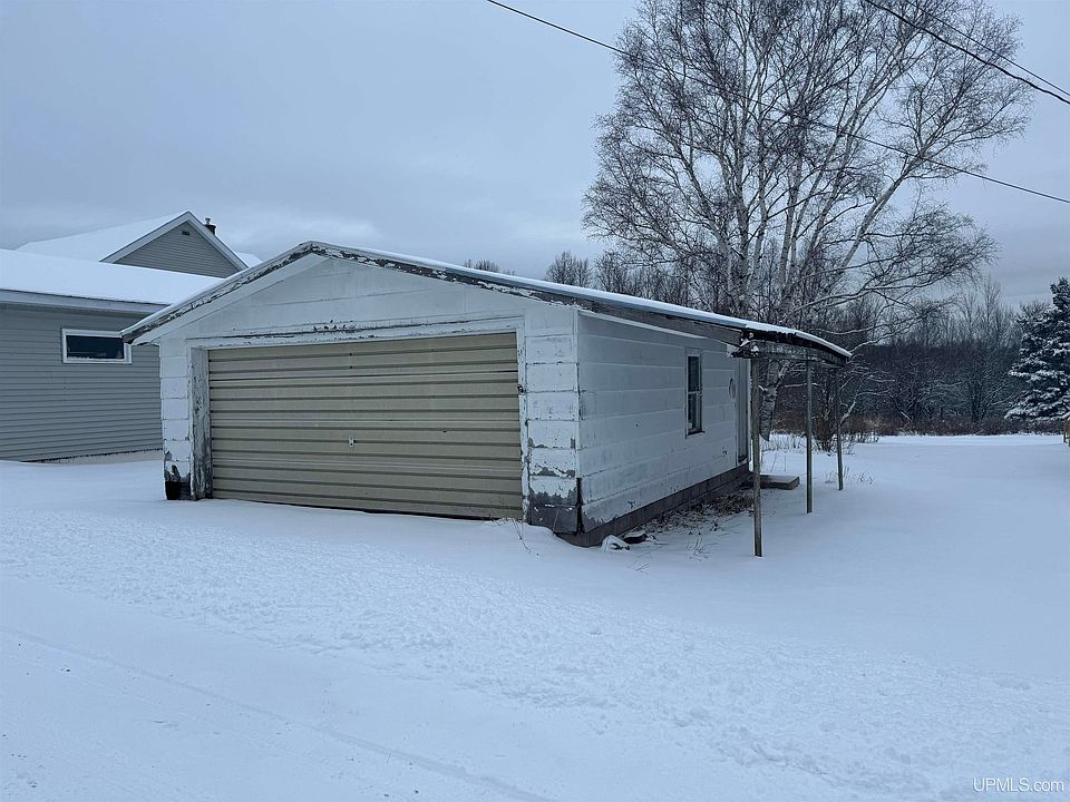 398 Oak St, Allouez, MI 49805 Zillow