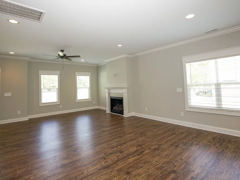 1021 Juniper Lake Rd — Photo 10