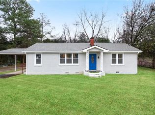 1722 W McIntosh Rd, Griffin, GA 30223