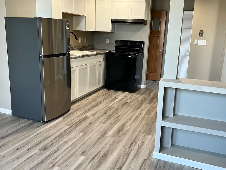 743 Wisconsin Ave #A — Photo 3
