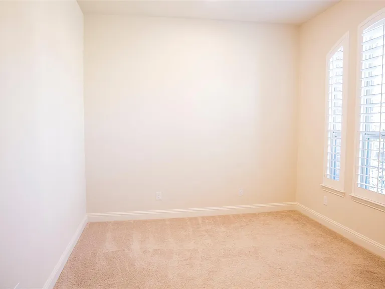 14815 Kemps Lndg — Photo 22