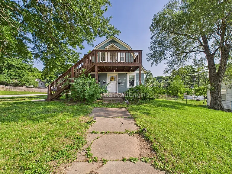 701 W Kansas St #B — Photo 16