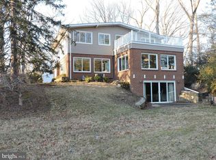 480 Severnside Dr, Severna Park, MD 21146