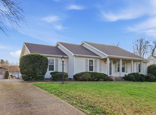 2321 Briar Bend Dr, Murfreesboro, TN 37128