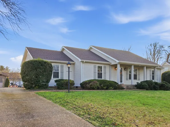 2321 Briar Bend Dr, Murfreesboro, TN 37128