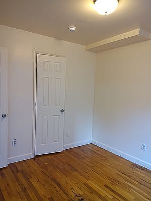 5th image of 637 E 224th St #5F