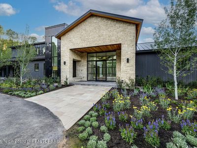 355 Meadowlark Rd, Jackson, WY, 83001