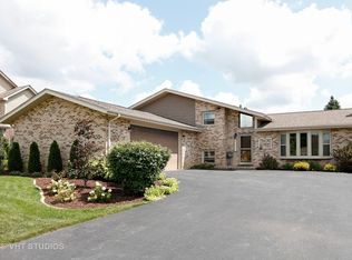 13649 S Parker Rd, Homer Glen, IL 60491