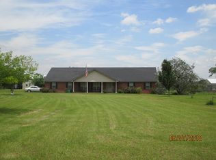 2352 Hall Whitley Rd, Tifton, GA 31794