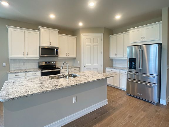 2nd image of 417 Coral Reef Pl