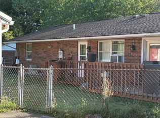 617 Cedar Cir, Eaton, OH 45320