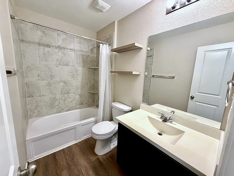 601 Sassafras St — Photo 18