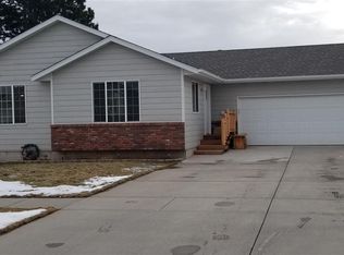 7205 Castlewood Dr, Summerset, SD 57718