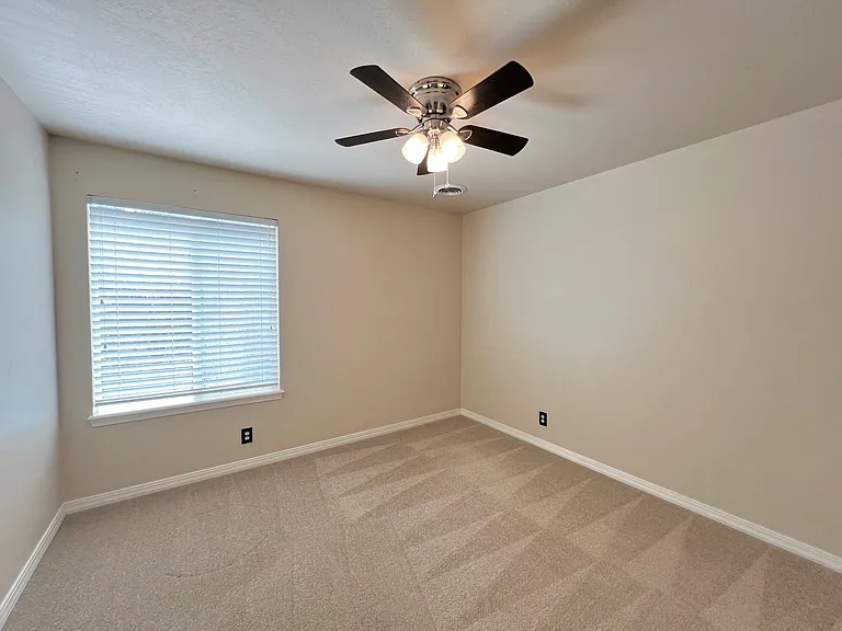2285 W Windchime Dr — Photo 28