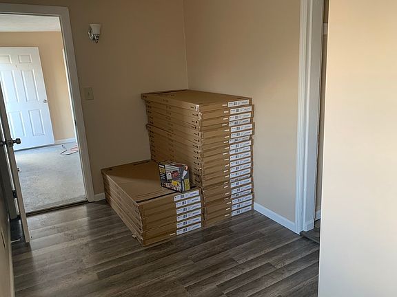 5th image of 89 McGovern Blvd