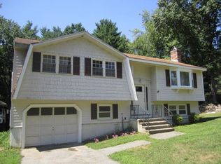 85 William G Dr, Tewksbury, MA 01876