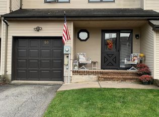 58 Elm Ter, Flemington, NJ 08822