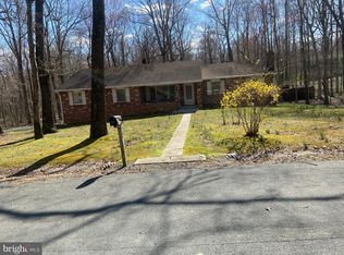 31 Acorn Dr, Newark, MD 21921