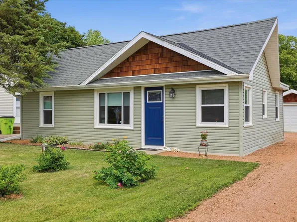 2430 N 2nd LANE, Summit, WI 53066