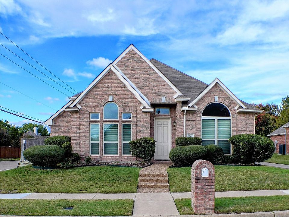 1st image of 2701 Orchid Dr