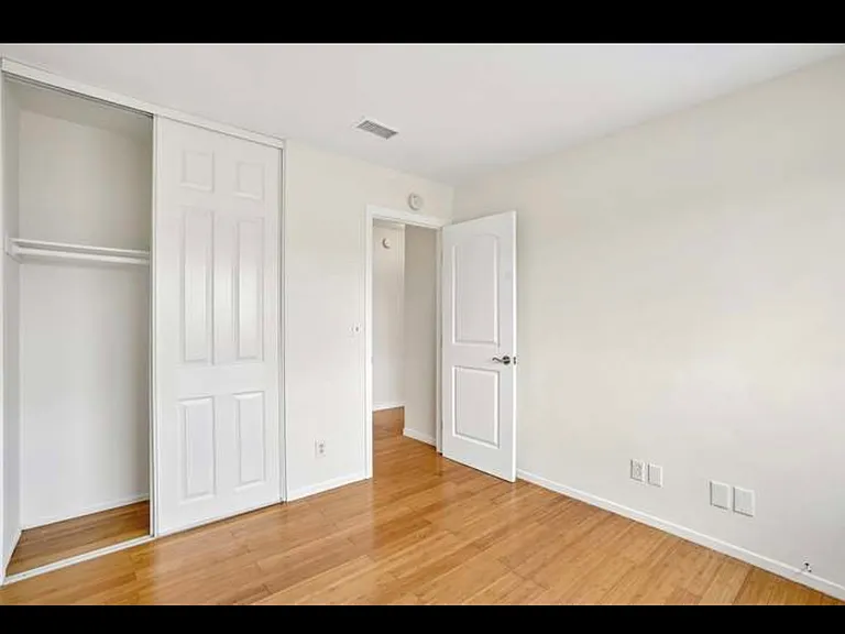 15210 Shadybend Dr #41 — Photo 15