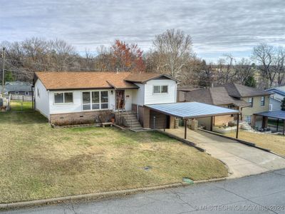 1105 N Maple Ave E, Sand Springs, OK, 74063
