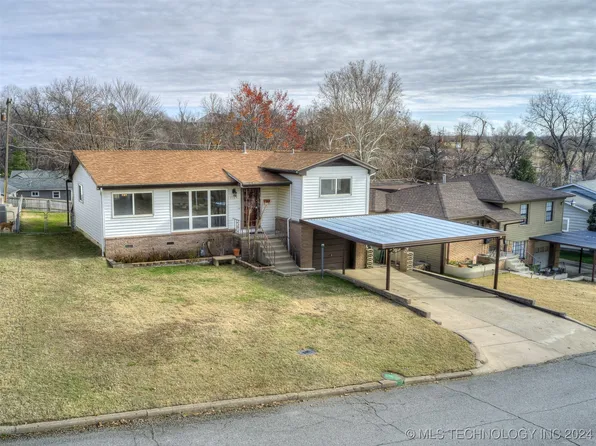 1105 N Maple St, Sand Springs, OK 74063