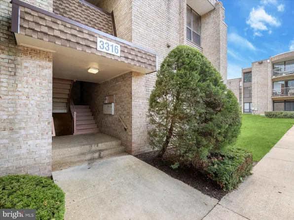 3316 Huntley Square Dr APT A-1, Temple Hills, MD 20748