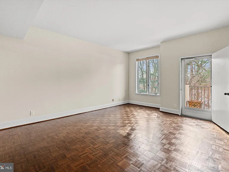 8101 Connecticut Ave #S410 — Photo 22