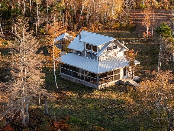 3rd image of 6774 Saint Peters Rd