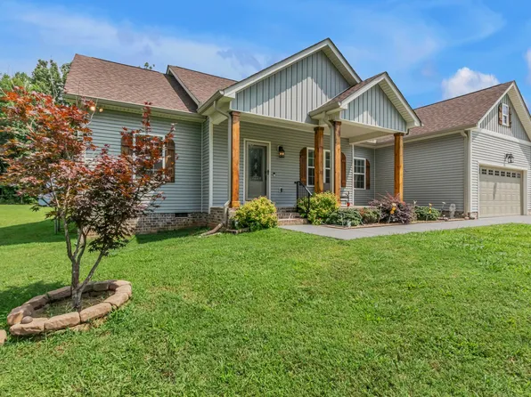 65 Caldwell Dr, Estill Springs, TN 37330