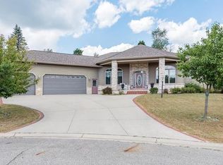 1839 Leroy Ln, Mount Pleasant, MI 48858