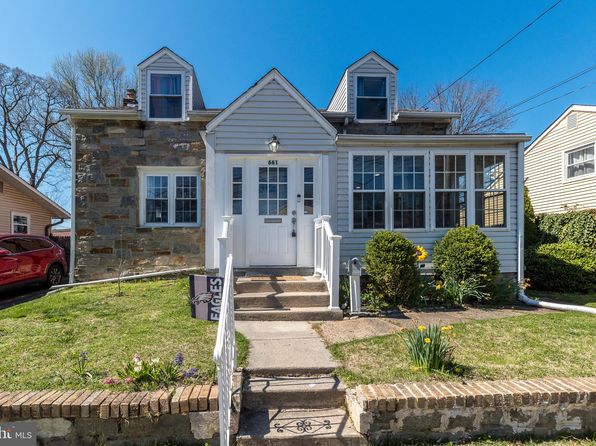 661 Schoolside Ln, Swarthmore, PA 19081