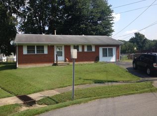 9900 Daniel Dr, Fairdale, KY 40118