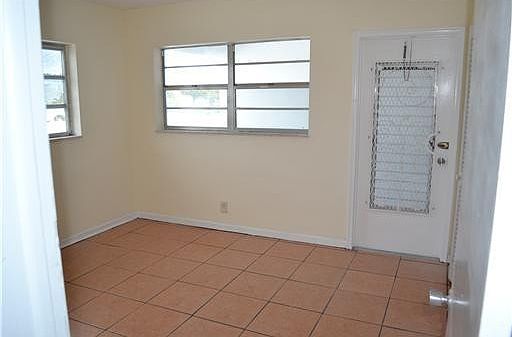 2nd image of 1825 Cleveland Street #12