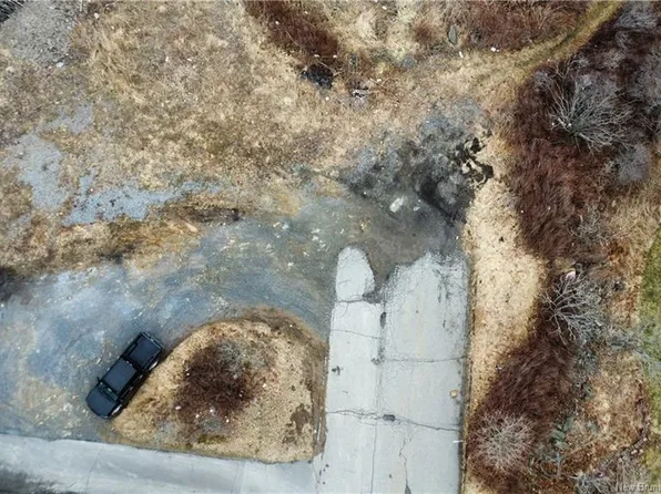 140 Alma St E #130, Saint John, NB E2J 1L2