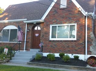 5210 Relluk Dr, Cincinnati, OH 45238