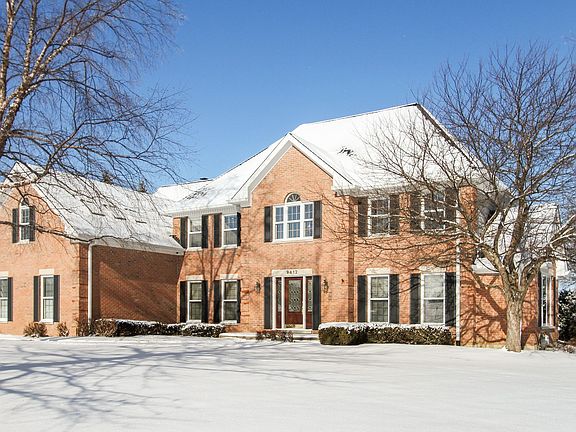 LOCATION - LOCATION - LOCATION! THIS WONDERFUL HOME SITS ON A PRIVATE LAKE WITH 180" OF WATERFRONT