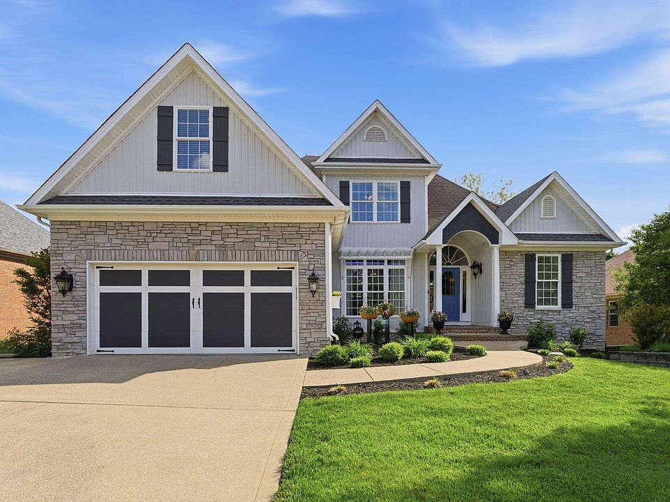 1st image of 102 Cherry Hill Dr