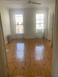 Rented by SI Premiere Properties