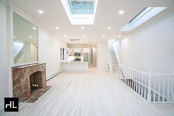 1st image of 216 Hall St Unit 2