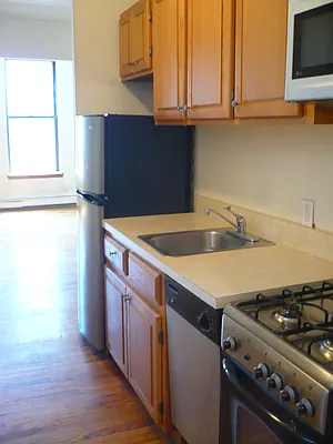 Rented by Guidance Realty Corp. | media 40