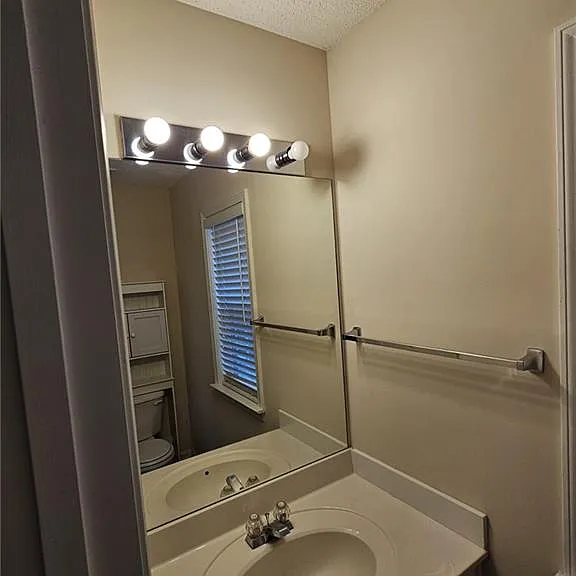 4407 Weham Ct — Photo 31